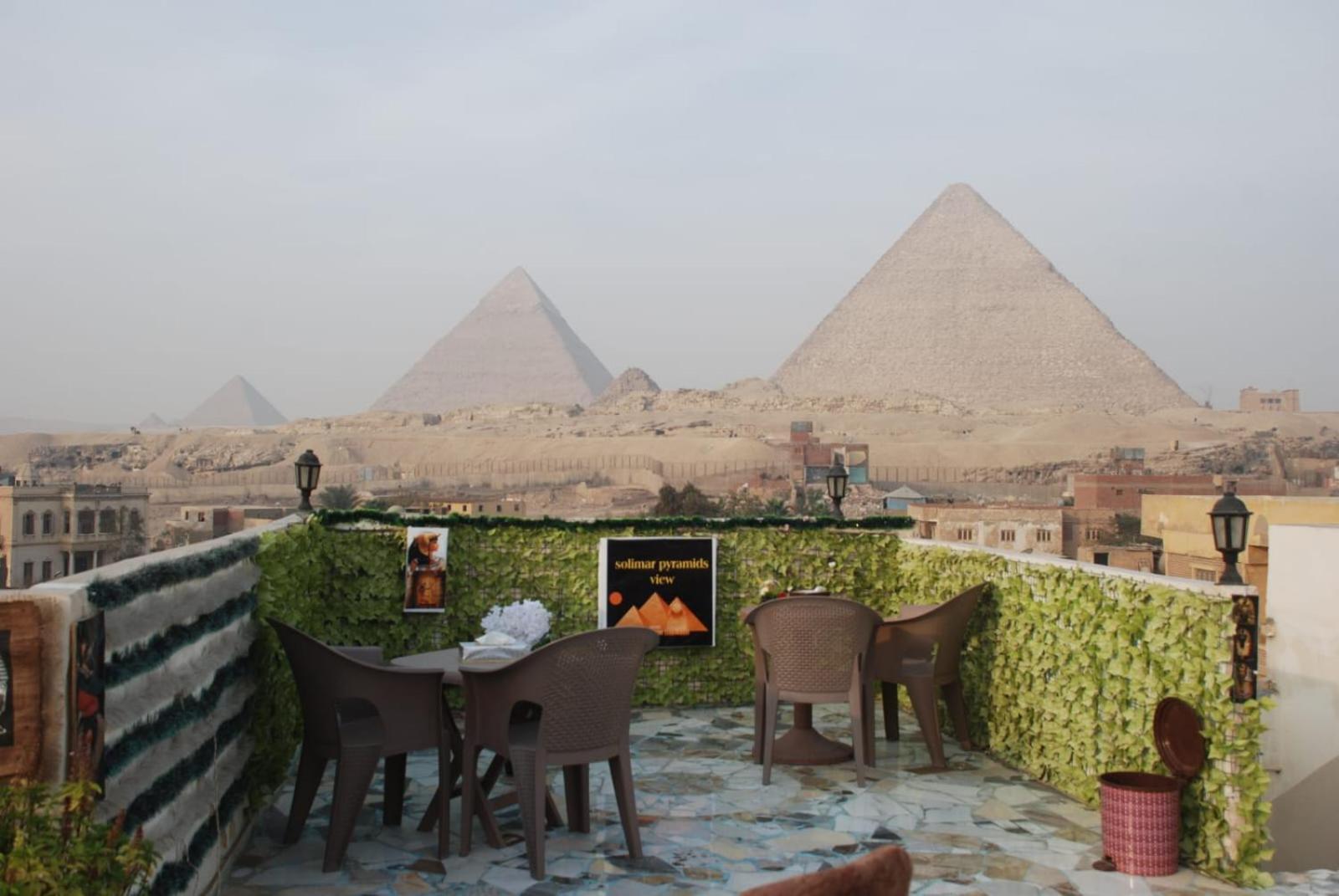Pyramids Show Hotel Kafret el-Gabal Zewnętrze zdjęcie